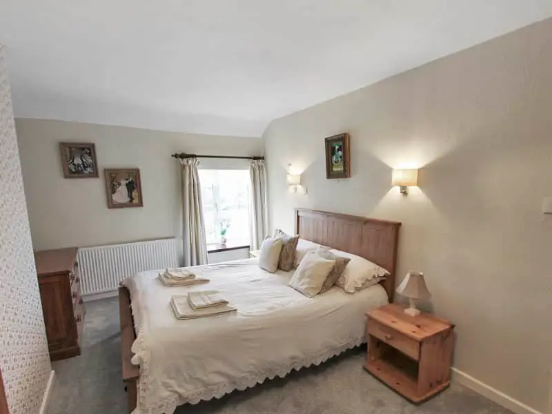 Castleton Cottage