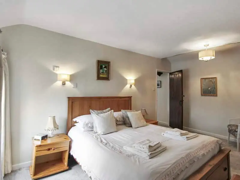 Castleton Cottage