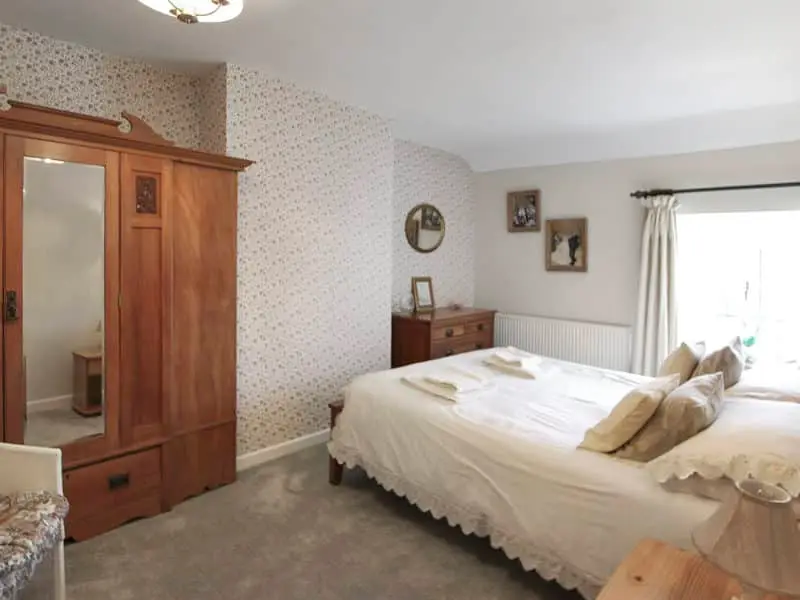 Castleton Cottage